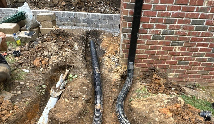 French drain installation for drainage
