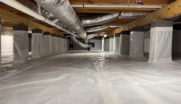Professional crawl space sealing